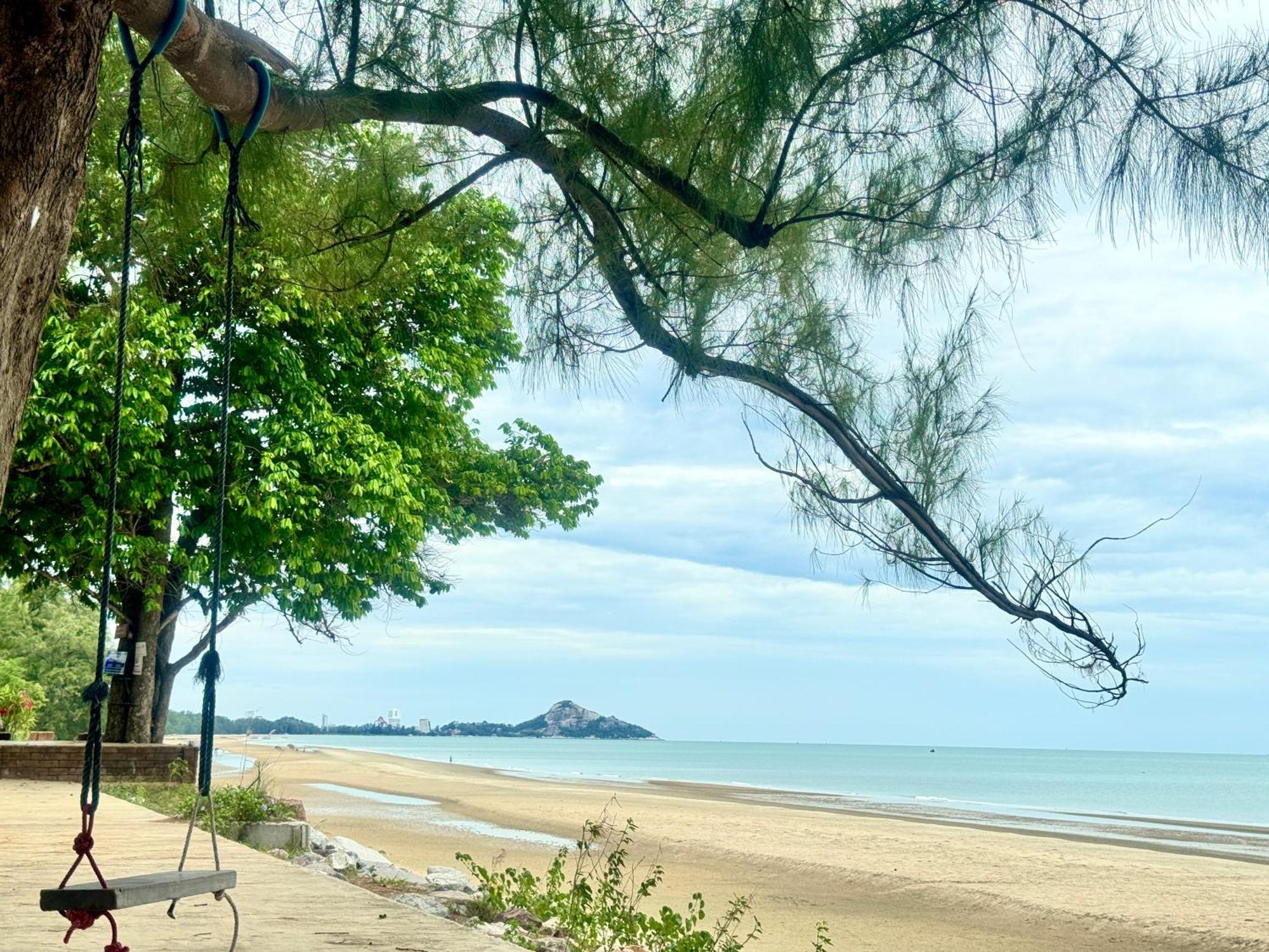 Sea&Mountain View,5 Mins Walk To Famous Beach With King Size Bed HHQ Esterno foto
